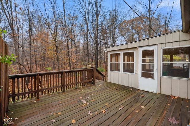 48 W Bunkerhill Road, Mooresville, IN 46158