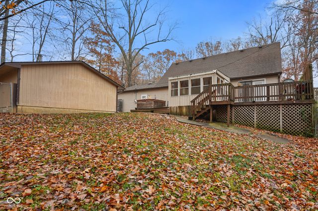 48 W Bunkerhill Road, Mooresville, IN 46158