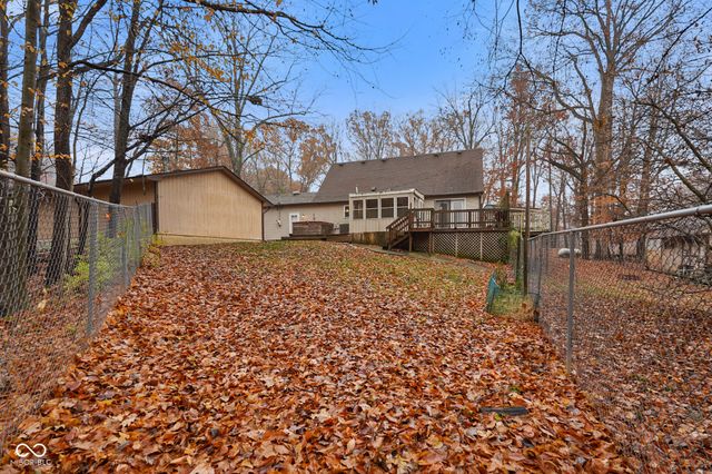 48 W Bunkerhill Road, Mooresville, IN 46158