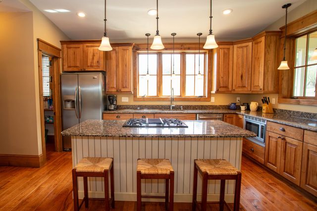 41 FARMHOUSE LN, Lost River, WV 26810