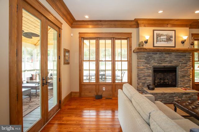 41 FARMHOUSE LN, Lost River, WV 26810
