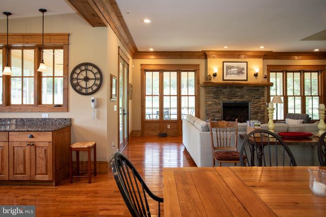 41 FARMHOUSE LN, Lost River, WV 26810