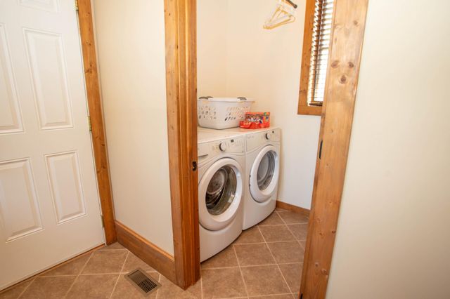 41 FARMHOUSE LN, Lost River, WV 26810