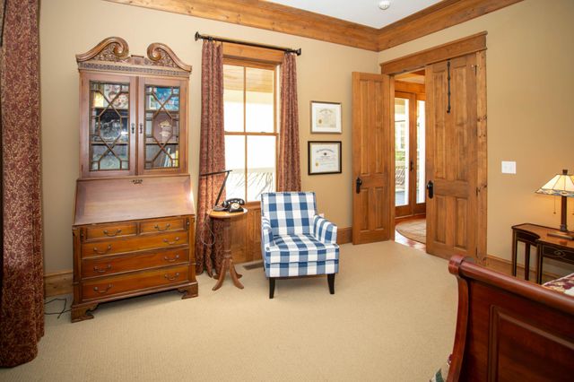41 FARMHOUSE LN, Lost River, WV 26810