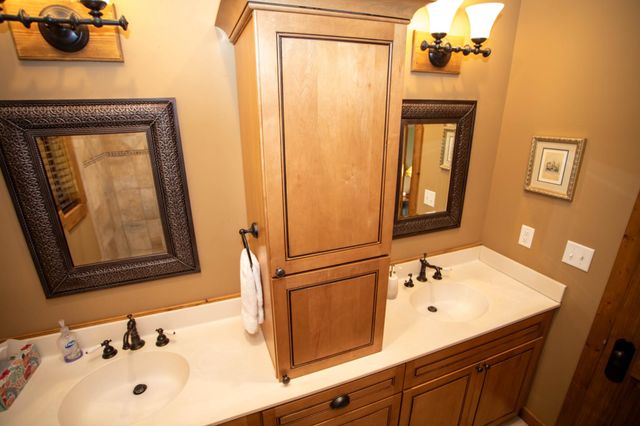 41 FARMHOUSE LN, Lost River, WV 26810