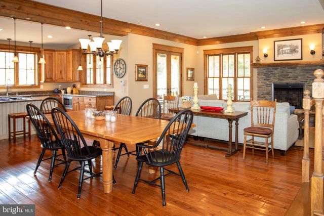 41 FARMHOUSE LN, Lost River, WV 26810