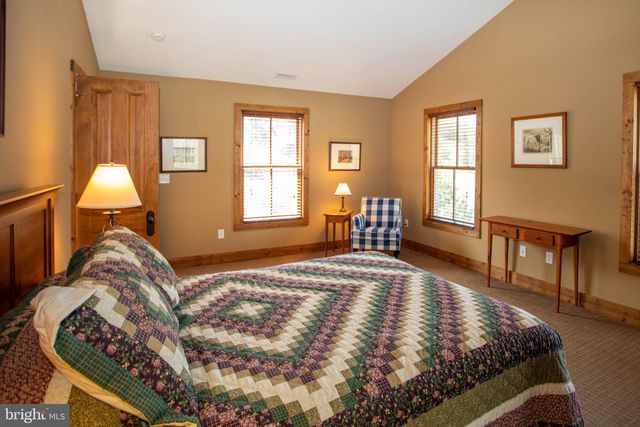 41 FARMHOUSE LN, Lost River, WV 26810