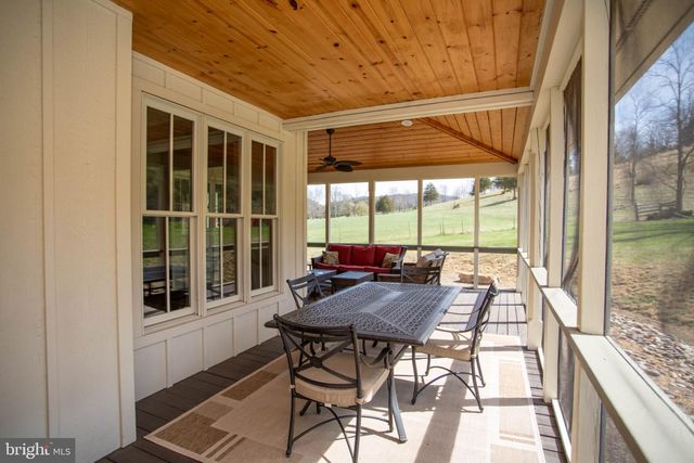 41 FARMHOUSE LN, Lost River, WV 26810