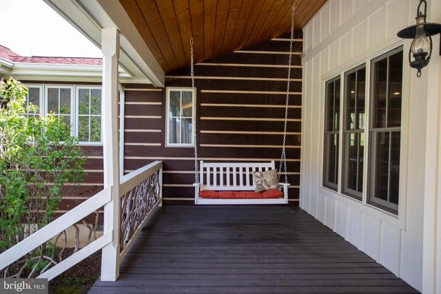 41 FARMHOUSE LN, Lost River, WV 26810