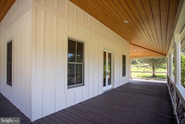 41 FARMHOUSE LN, Lost River, WV 26810
