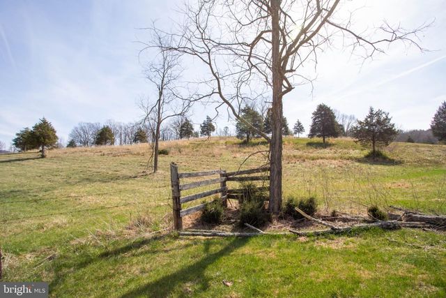 41 FARMHOUSE LN, Lost River, WV 26810