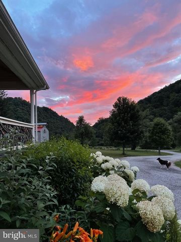 41 FARMHOUSE LN, Lost River, WV 26810