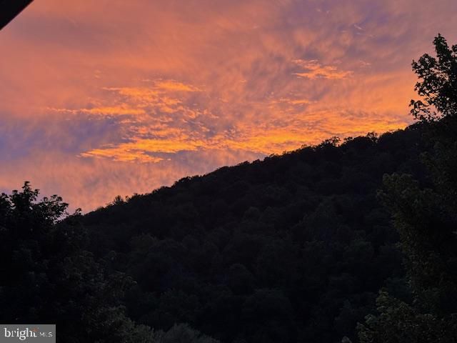 41 FARMHOUSE LN, Lost River, WV 26810
