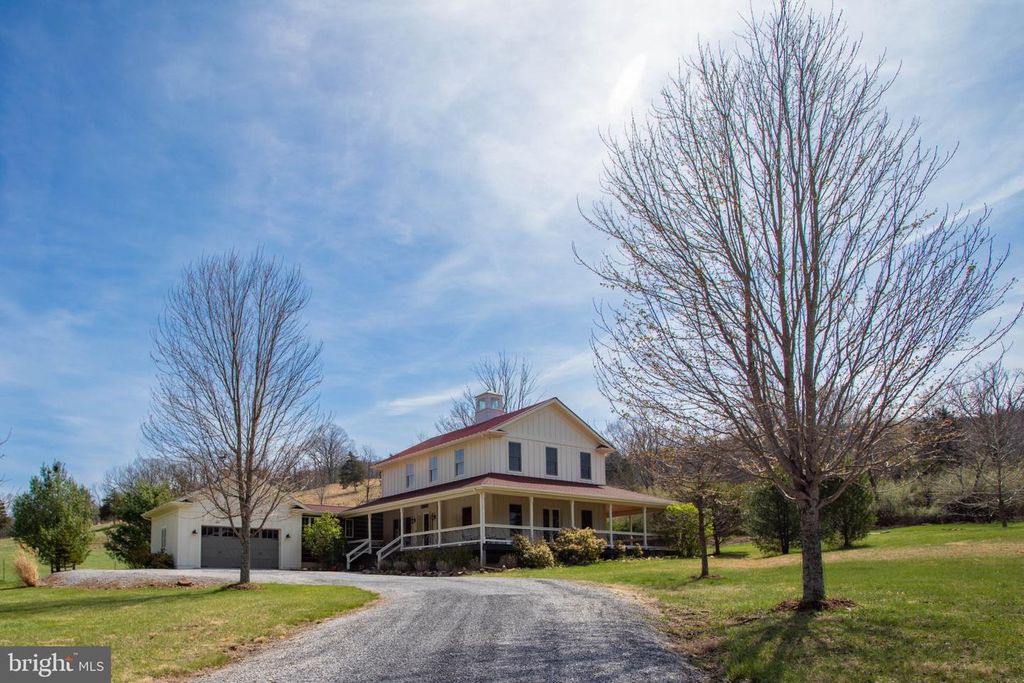 41 FARMHOUSE LN, Lost River, WV 26810