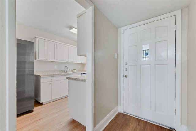 4914 Stagecoach Lane, Garland, TX 75043