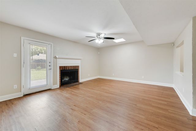 4914 Stagecoach Lane, Garland, TX 75043