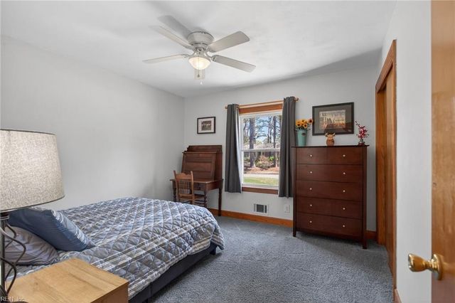 3216 Glenview Road RD, Chesapeake, VA 23321