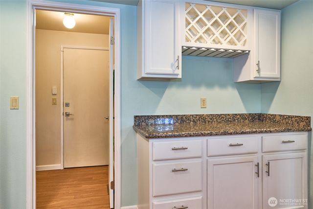 8730 133rd Avenue NE, Redmond, WA 98052