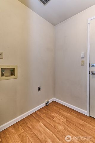 8730 133rd Avenue NE, Redmond, WA 98052