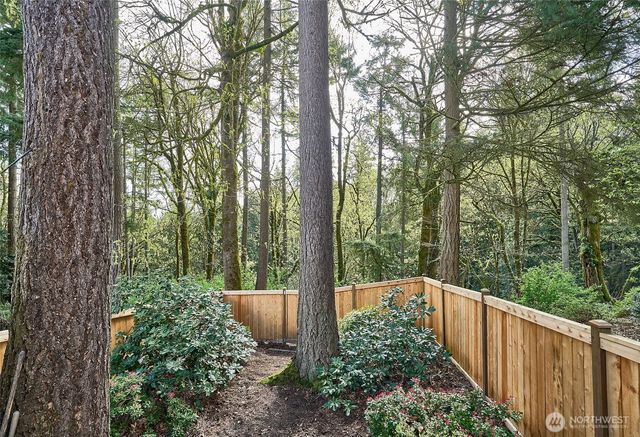 8730 133rd Avenue NE, Redmond, WA 98052
