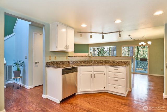 8730 133rd Avenue NE, Redmond, WA 98052