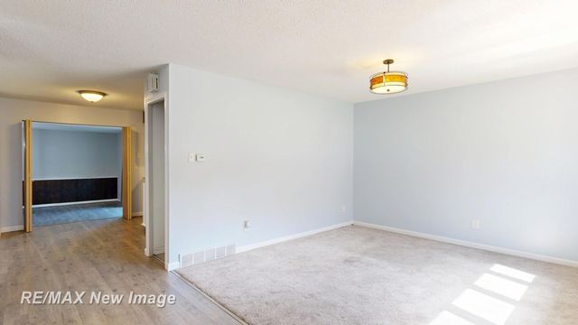 140 Elaine Street, Saginaw, MI 48609