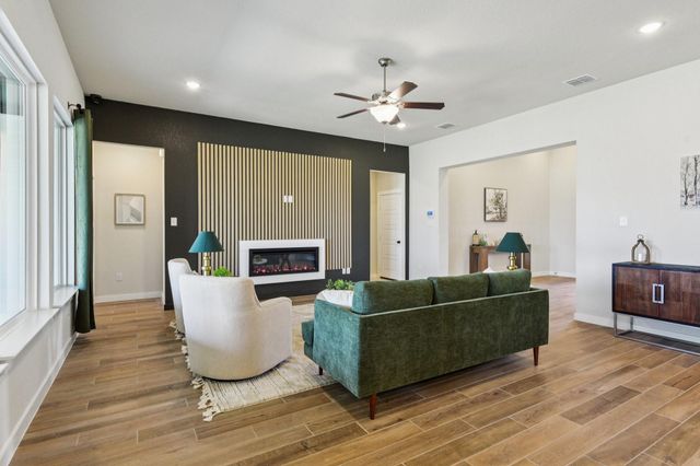 6819 Pelican Lane, Beasley, TX 77417