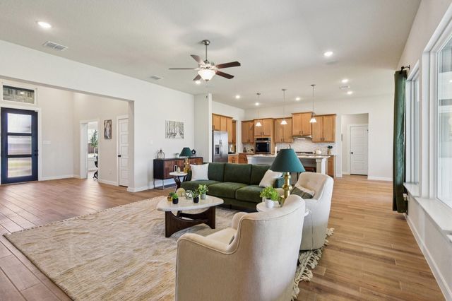 6819 Pelican Lane, Beasley, TX 77417