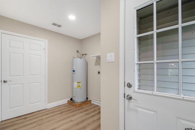 715 Rs County Road 3030, Emory, TX 75440