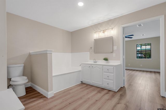 715 Rs County Road 3030, Emory, TX 75440