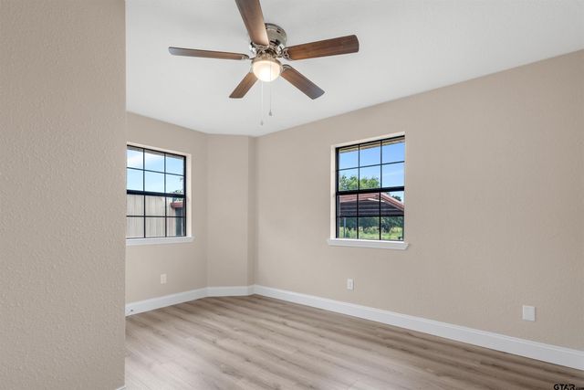 715 Rs County Road 3030, Emory, TX 75440