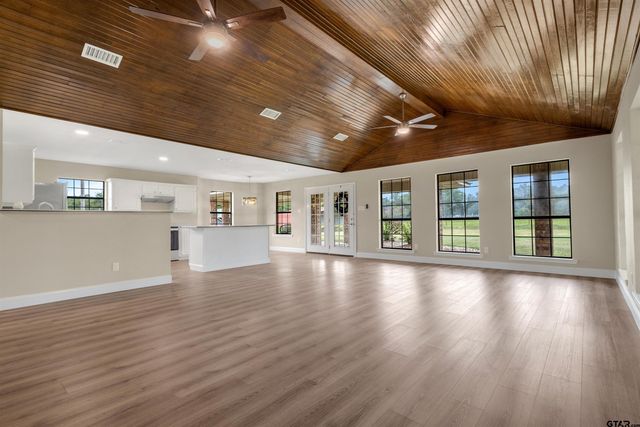 715 Rs County Road 3030, Emory, TX 75440