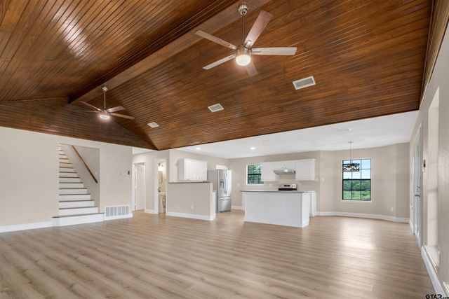 715 Rs County Road 3030, Emory, TX 75440