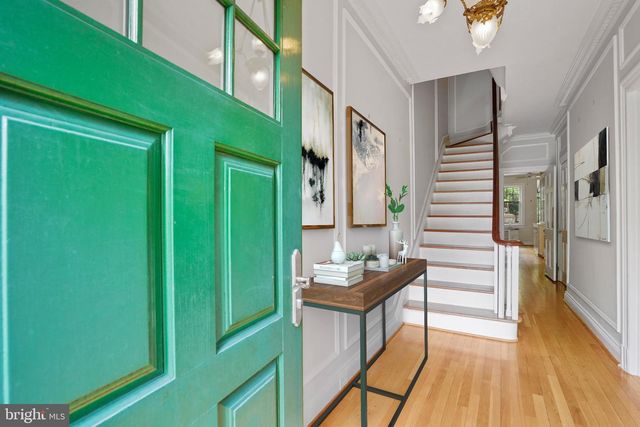 3313 CLEVELAND AVE NW, Washington, DC 20008
