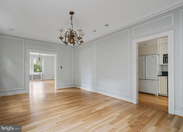 3313 CLEVELAND AVE NW, Washington, DC 20008