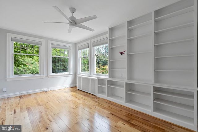 3313 CLEVELAND AVE NW, Washington, DC 20008