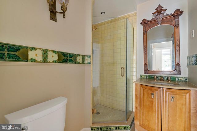 3313 CLEVELAND AVE NW, Washington, DC 20008