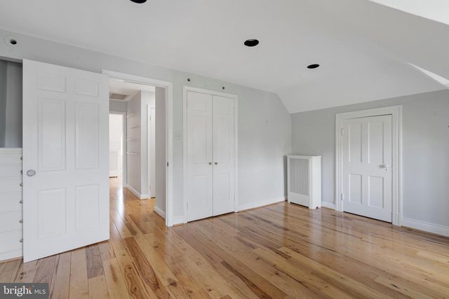 3313 CLEVELAND AVE NW, Washington, DC 20008