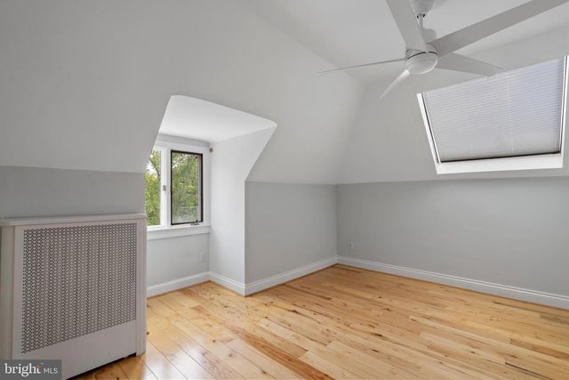 3313 CLEVELAND AVE NW, Washington, DC 20008