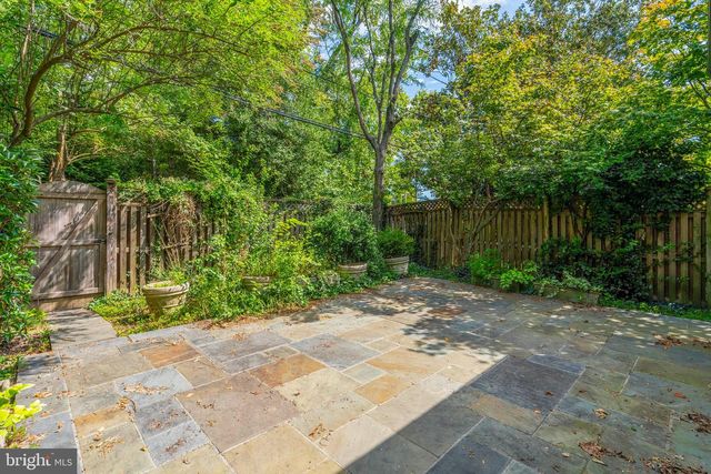3313 CLEVELAND AVE NW, Washington, DC 20008