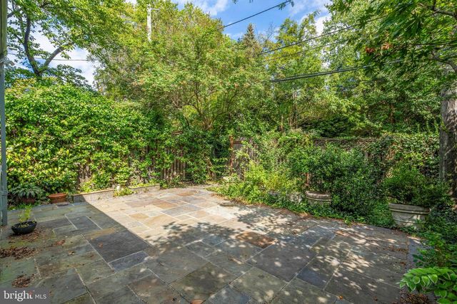 3313 CLEVELAND AVE NW, Washington, DC 20008