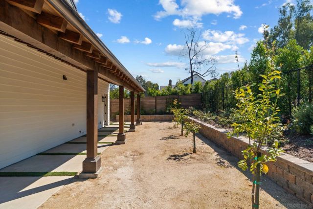 6190 Rancho Diegueno Rd, San Diego, CA 92091