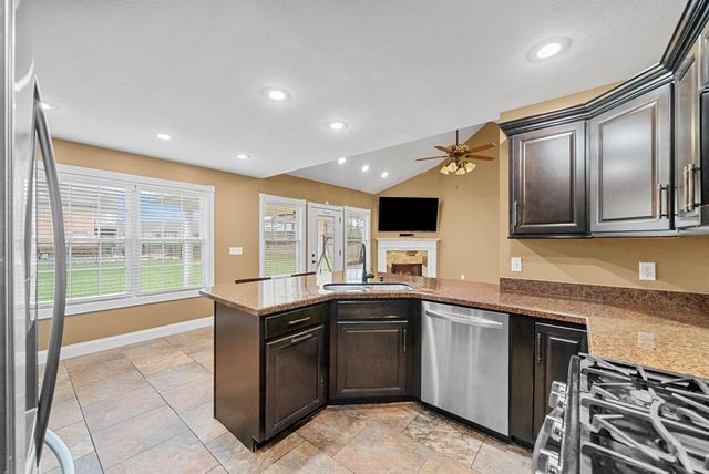 1220 Emerson Circle, Hopkinsville, KY 42240