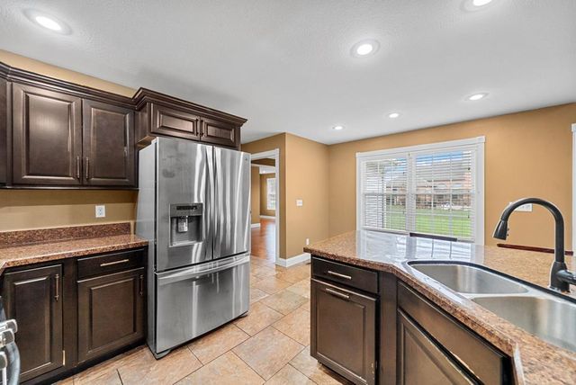 1220 Emerson Circle, Hopkinsville, KY 42240