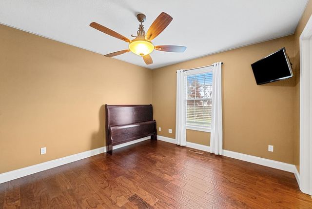 1220 Emerson Circle, Hopkinsville, KY 42240