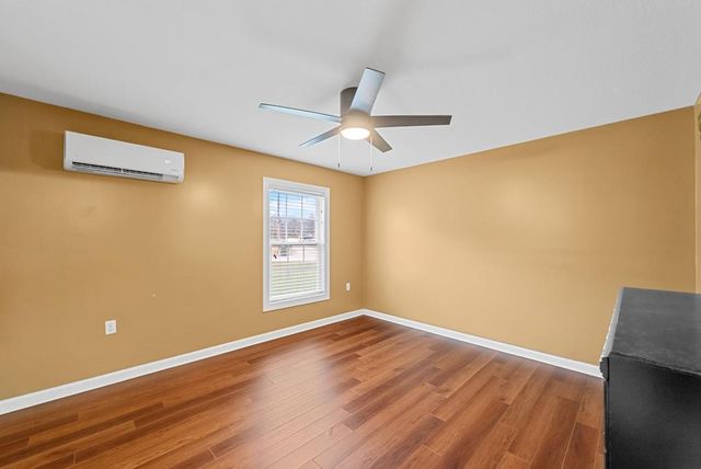 1220 Emerson Circle, Hopkinsville, KY 42240