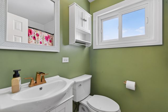 107 S Ash Street, Palatine, IL 60067