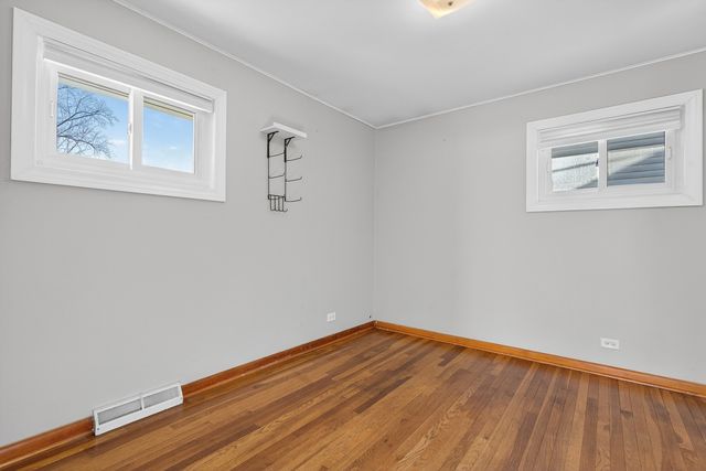 107 S Ash Street, Palatine, IL 60067