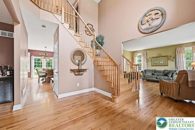 4559 Oakwood Lane, Lower Nazareth Twp, PA 18064