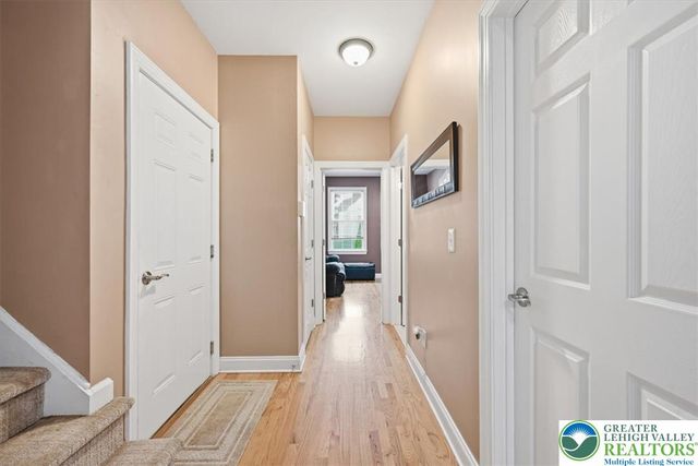 4559 Oakwood Lane, Lower Nazareth Twp, PA 18064